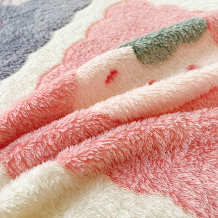 91家纺网 家纺一手货源 找家纺 川悦生活 2025新款高克重雪花绒卡通印花加厚保暖大床单床笠 床笠甜蜜日常粉