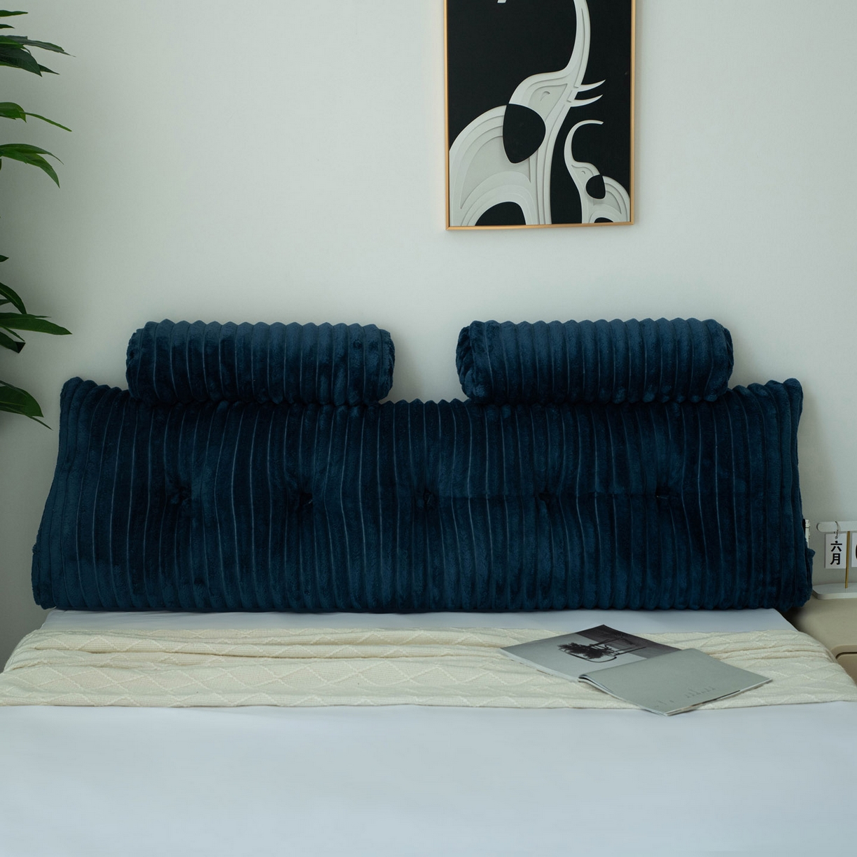 91家纺网 家纺一手货源 找家纺 美达人 2025新款兔绒抽条三角靠垫加枕头 Ziyu-兔绒-蓝色