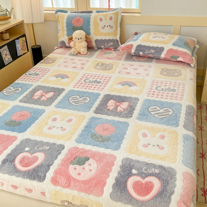 91家纺网 家纺一手货源 找家纺 川悦生活 2025新款高克重雪花绒卡通印花加厚保暖大床单床笠 床笠甜蜜日常粉