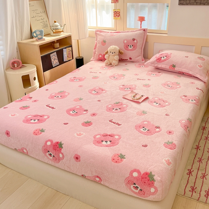 91家纺网 家纺一手货源 找家纺 川悦生活 2025新款高克重雪花绒卡通印花加厚保暖大床单床笠 床笠甜系粉熊