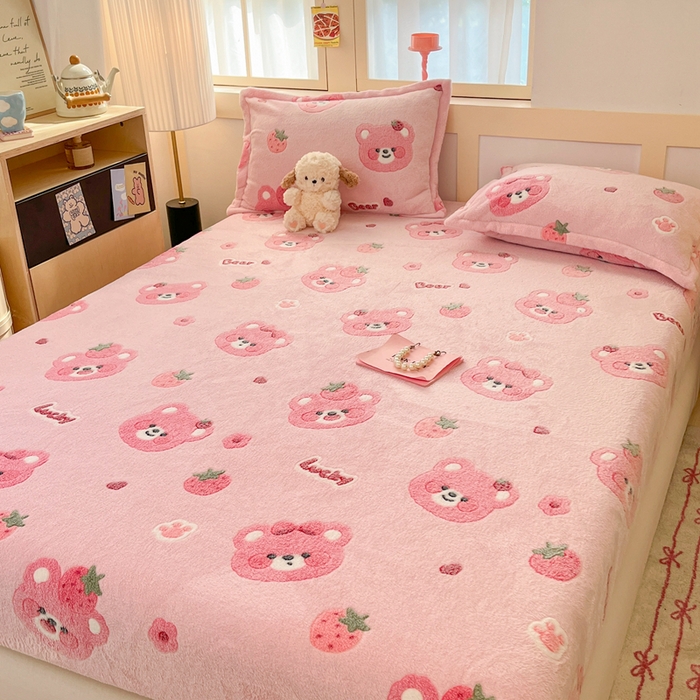 91家纺网 家纺一手货源 找家纺 川悦生活 2025新款高克重雪花绒卡通印花加厚保暖大床单床笠 床笠甜系粉熊