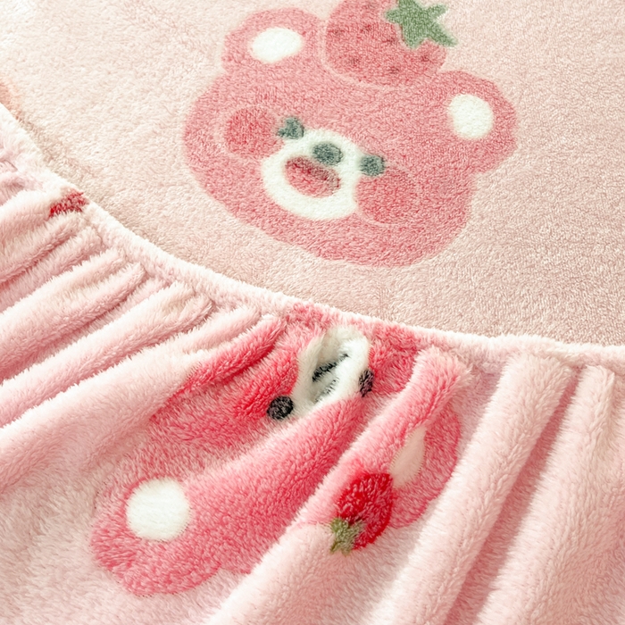 91家纺网 家纺一手货源 找家纺 川悦生活 2025新款高克重雪花绒卡通印花加厚保暖大床单床笠 床笠甜系粉熊