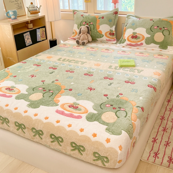 91家纺网 家纺一手货源 找家纺 川悦生活 2025新款高克重雪花绒卡通印花加厚保暖大床单床笠 床笠甜系龙龙