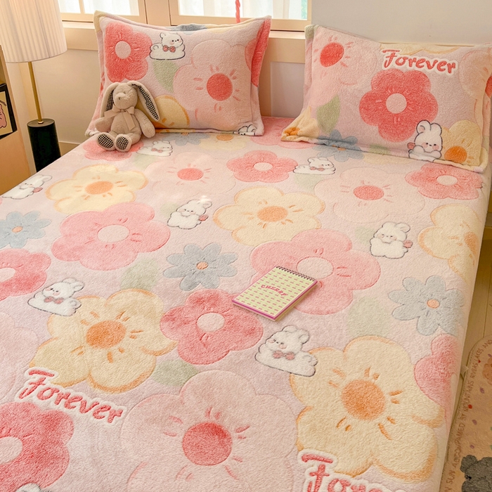 91家纺网 家纺一手货源 找家纺 川悦生活 2025新款高克重雪花绒卡通印花加厚保暖大床单床笠 床笠甜心花田