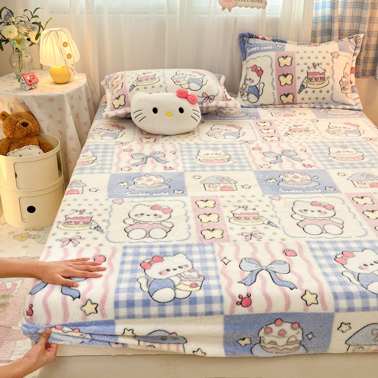 91家纺网 家纺一手货源 找家纺 川悦生活 2025新款高克重雪花绒卡通印花加厚保暖大床单床笠 床笠小喵甜心