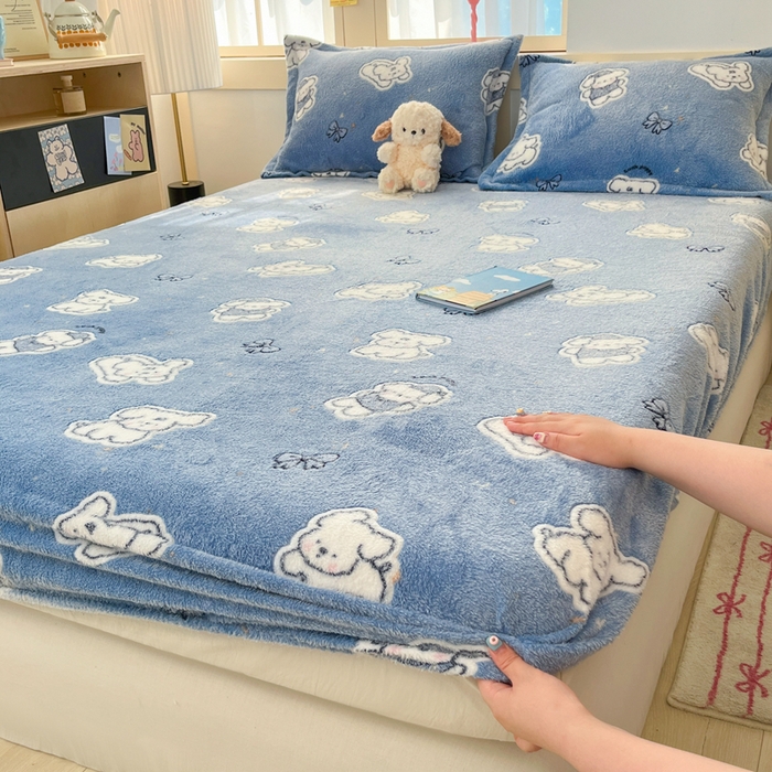 91家纺网 家纺一手货源 找家纺 川悦生活 2025新款高克重雪花绒卡通印花加厚保暖大床单床笠 床笠小雪狗