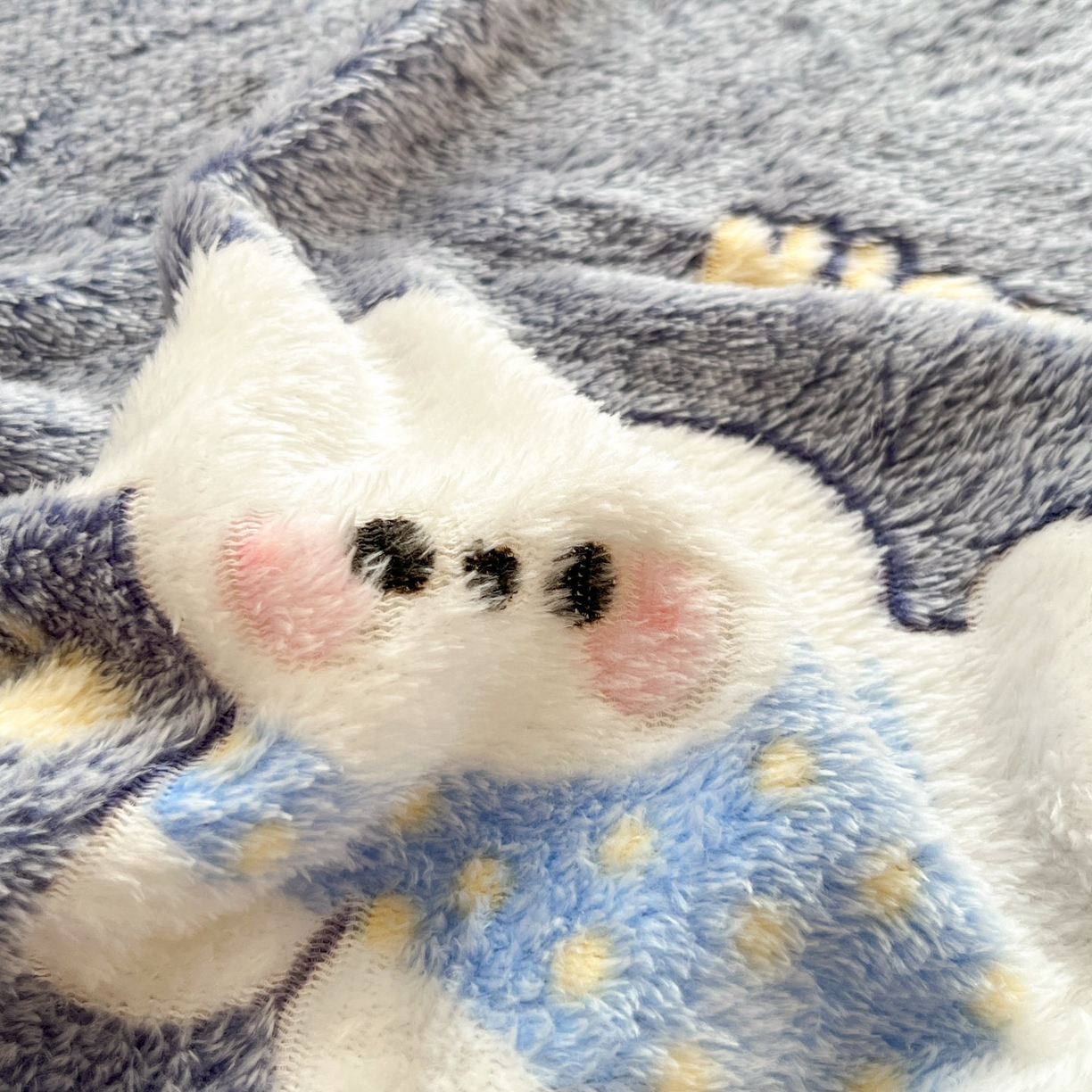 91家纺网 家纺一手货源 找家纺 川悦生活 2025新款高克重雪花绒卡通印花加厚保暖大床单床笠 床笠星月小狗-灰