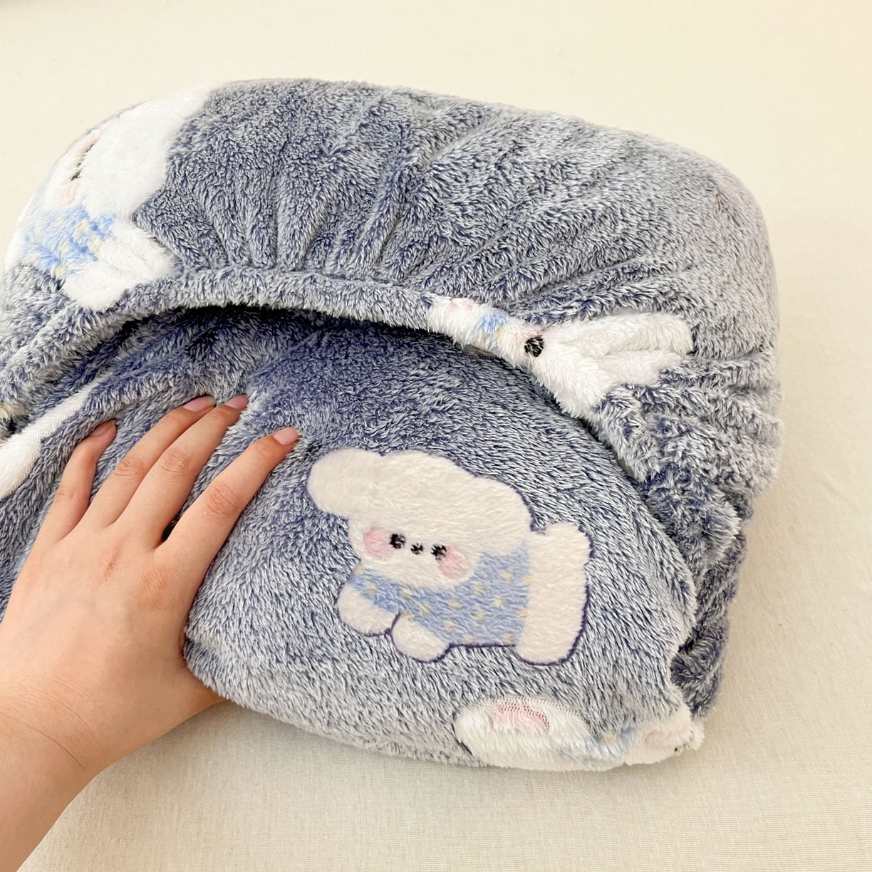 91家纺网 家纺一手货源 找家纺 川悦生活 2025新款高克重雪花绒卡通印花加厚保暖大床单床笠 床笠星月小狗-灰