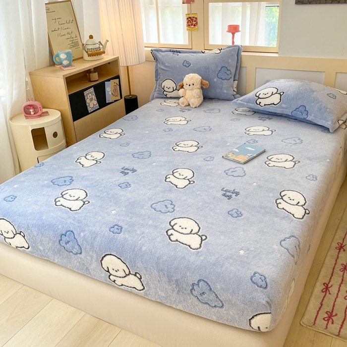 91家纺网 家纺一手货源 找家纺 川悦生活 2025新款高克重雪花绒卡通印花加厚保暖大床单床笠 床笠云朵奶狗
