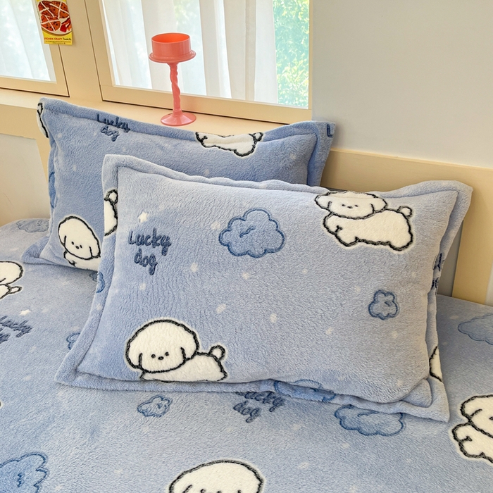 91家纺网 家纺一手货源 找家纺 川悦生活 2025新款高克重雪花绒卡通印花加厚保暖大床单床笠 床笠云朵奶狗