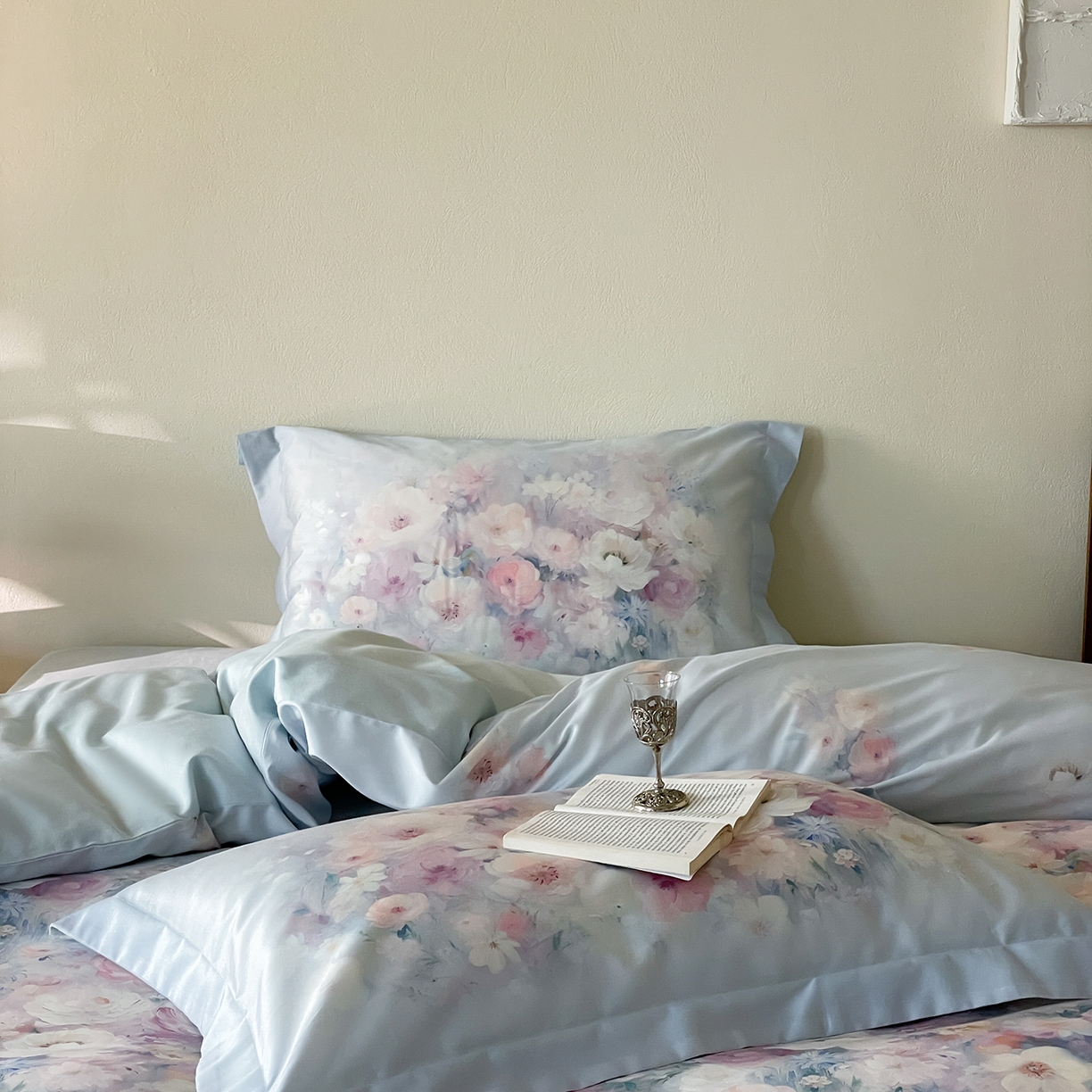 91家纺网 家纺一手货源 找家纺 禾时 2025新款天丝棉磨毛数码印花四件套 花海拾梦-蓝