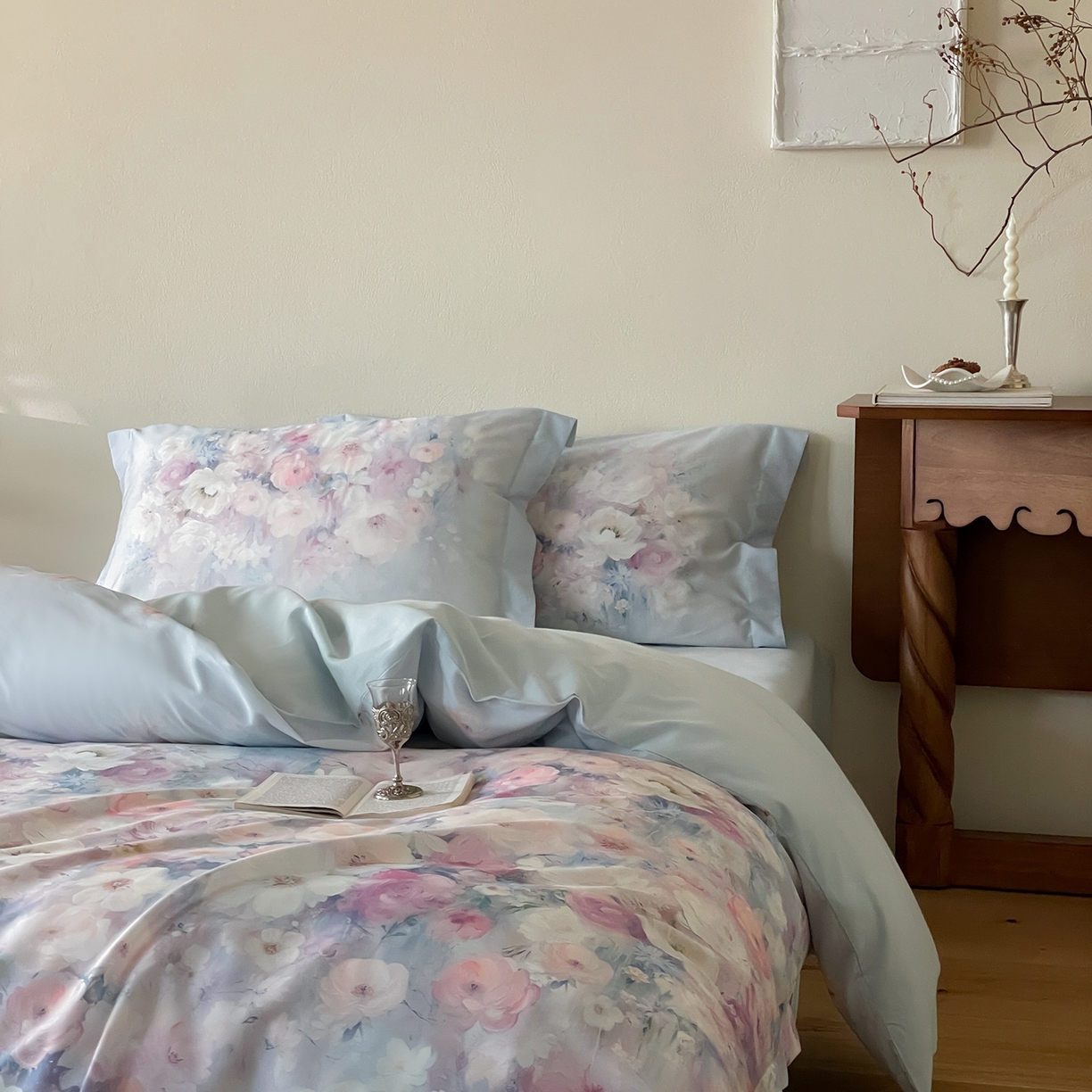 91家纺网 家纺一手货源 找家纺 禾时 2025新款天丝棉磨毛数码印花四件套 花海拾梦-蓝