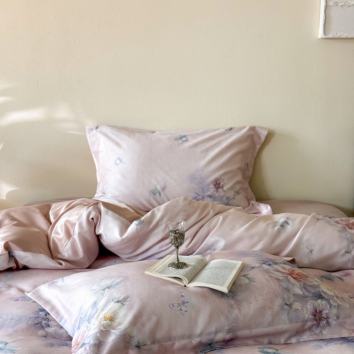 91家纺网 家纺一手货源 找家纺 禾时 2025新款天丝棉磨毛数码印花四件套 花未眠-粉