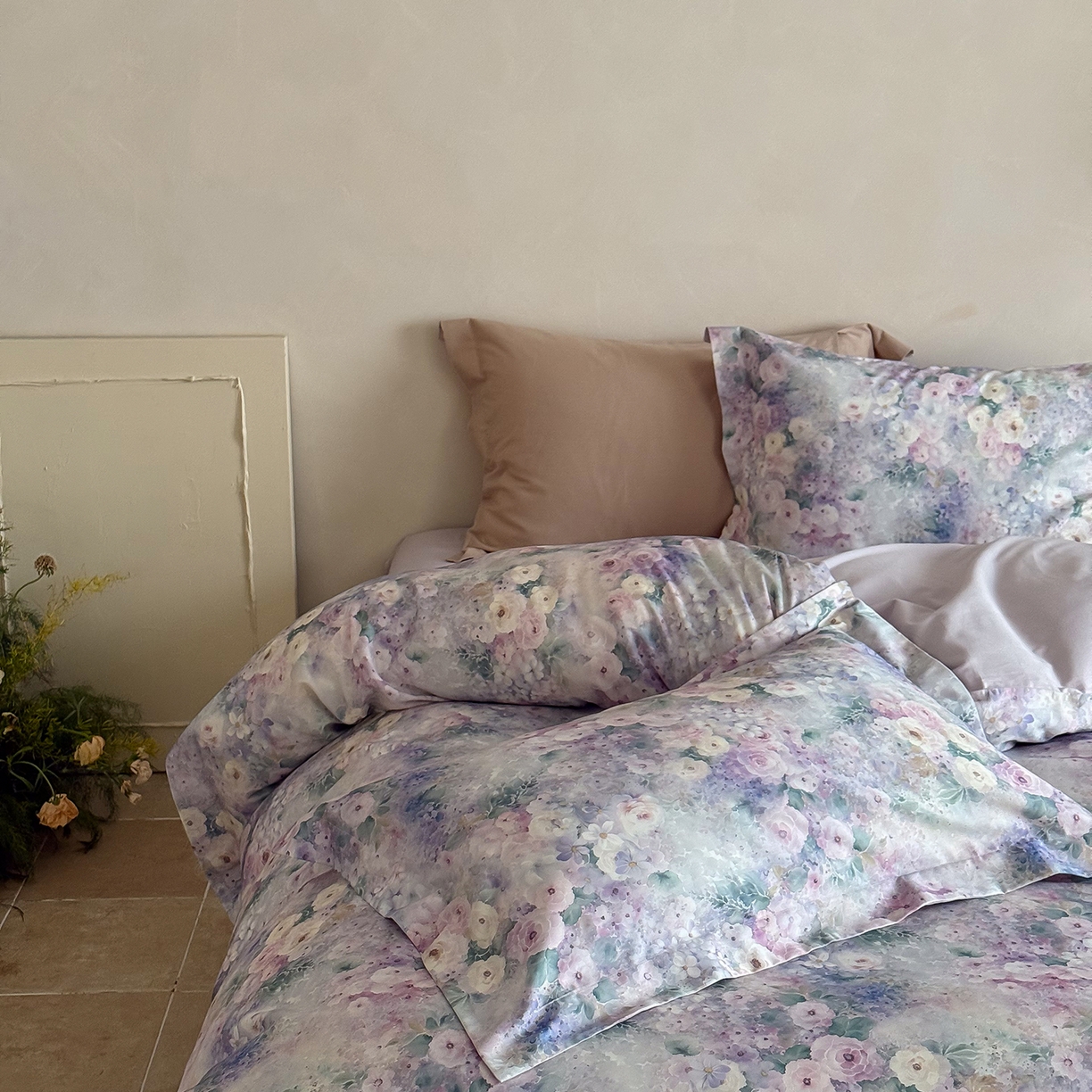 91家纺网 家纺一手货源 找家纺 禾时 2025新款天丝棉磨毛数码印花四件套 卡米莉亚-紫