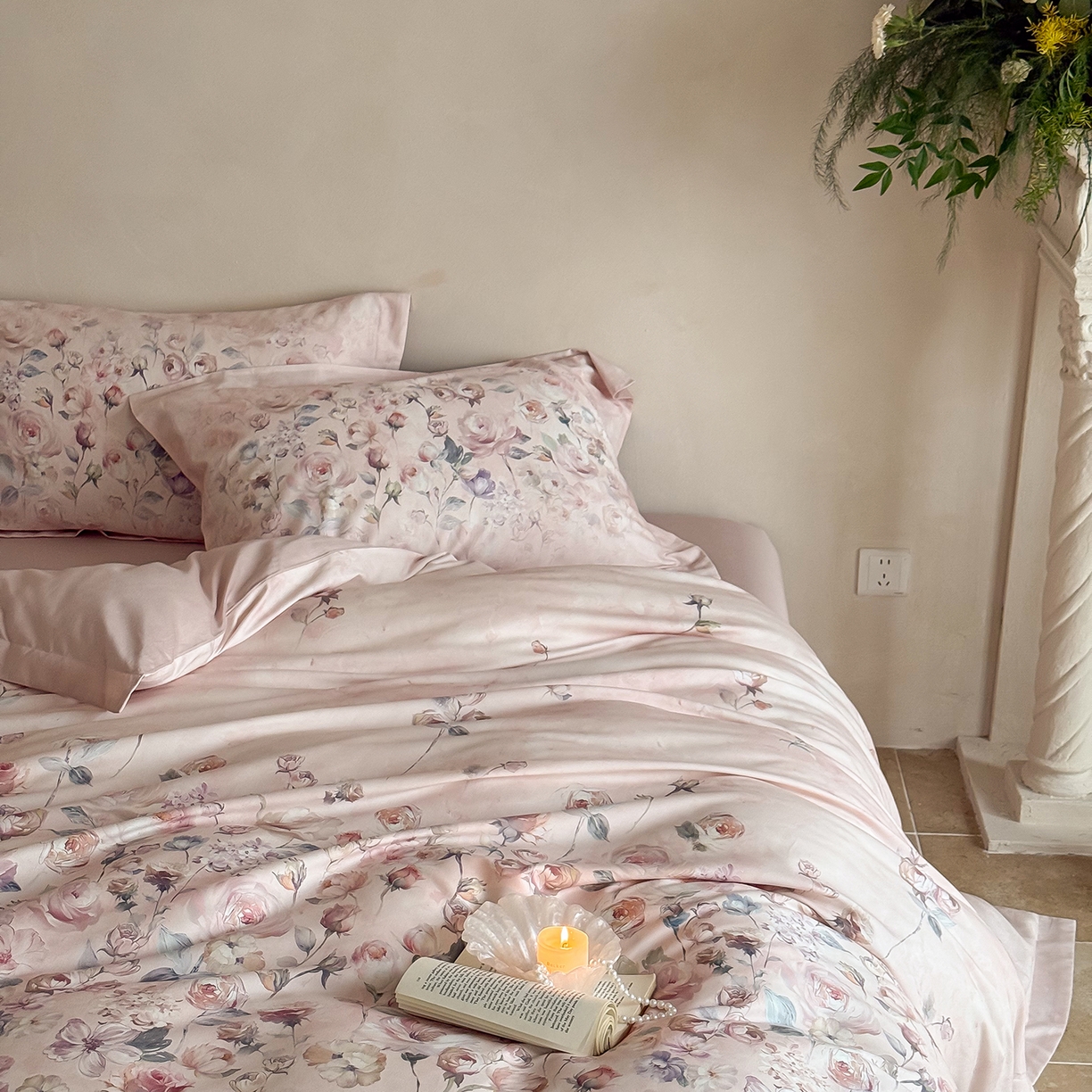 91家纺网 家纺一手货源 找家纺 禾时 2025新款天丝棉磨毛数码印花四件套 玫瑰日记-粉