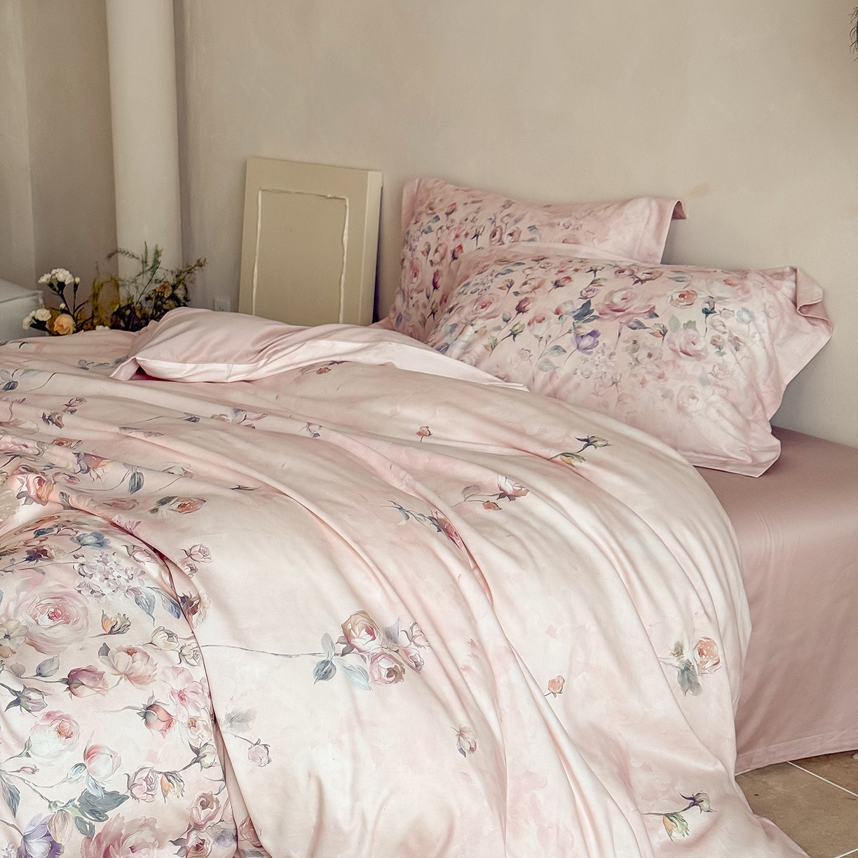 91家纺网 家纺一手货源 找家纺 禾时 2025新款天丝棉磨毛数码印花四件套 玫瑰日记-粉