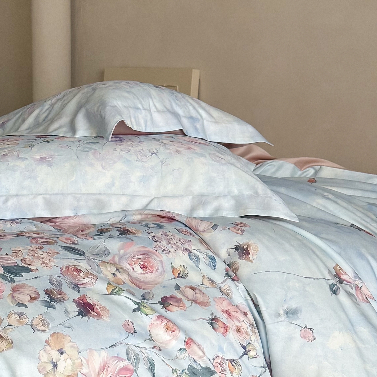 91家纺网 家纺一手货源 找家纺 禾时 2025新款天丝棉磨毛数码印花四件套 玫瑰日记-蓝