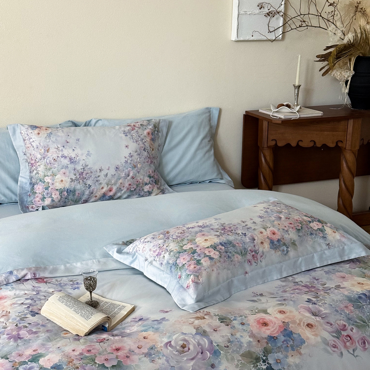 91家纺网 家纺一手货源 找家纺 禾时 2025新款天丝棉磨毛数码印花四件套 梦境-蓝