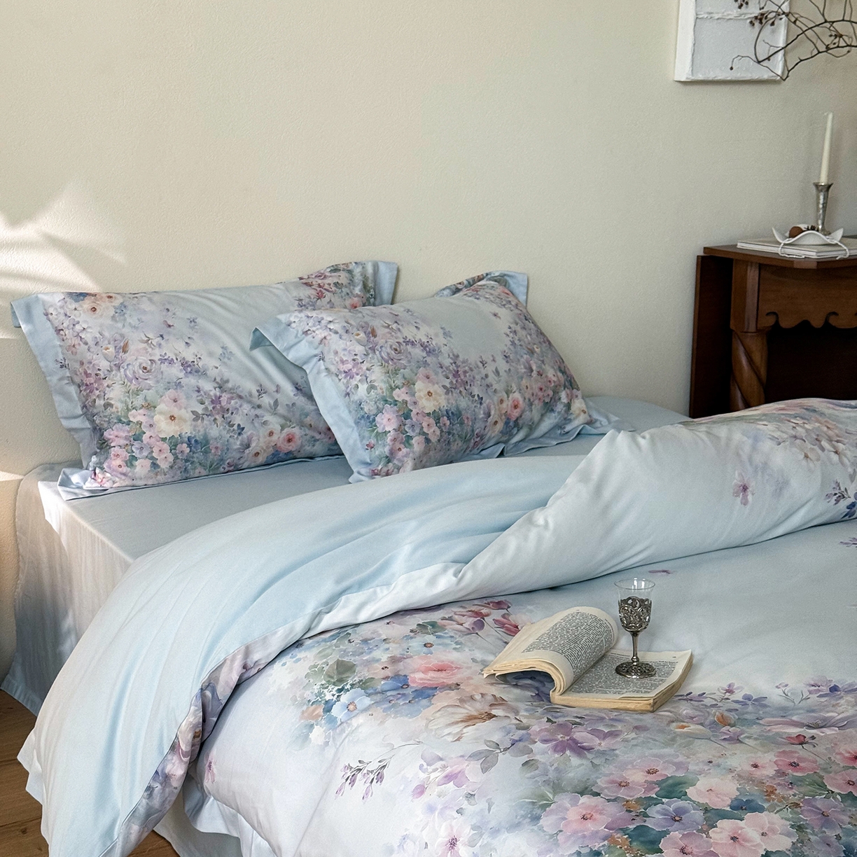 91家纺网 家纺一手货源 找家纺 禾时 2025新款天丝棉磨毛数码印花四件套 梦境-蓝