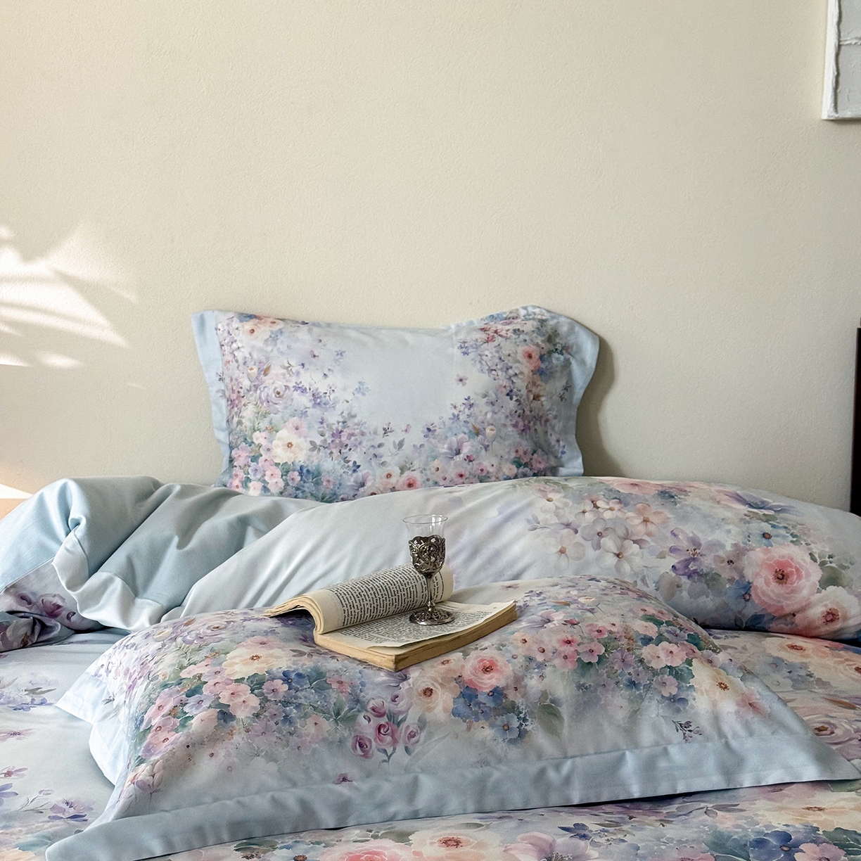 91家纺网 家纺一手货源 找家纺 禾时 2025新款天丝棉磨毛数码印花四件套 梦境-蓝