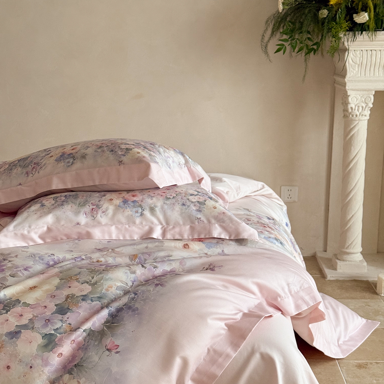 91家纺网 家纺一手货源 找家纺 禾时 2025新款天丝棉磨毛数码印花四件套 梦境-紫