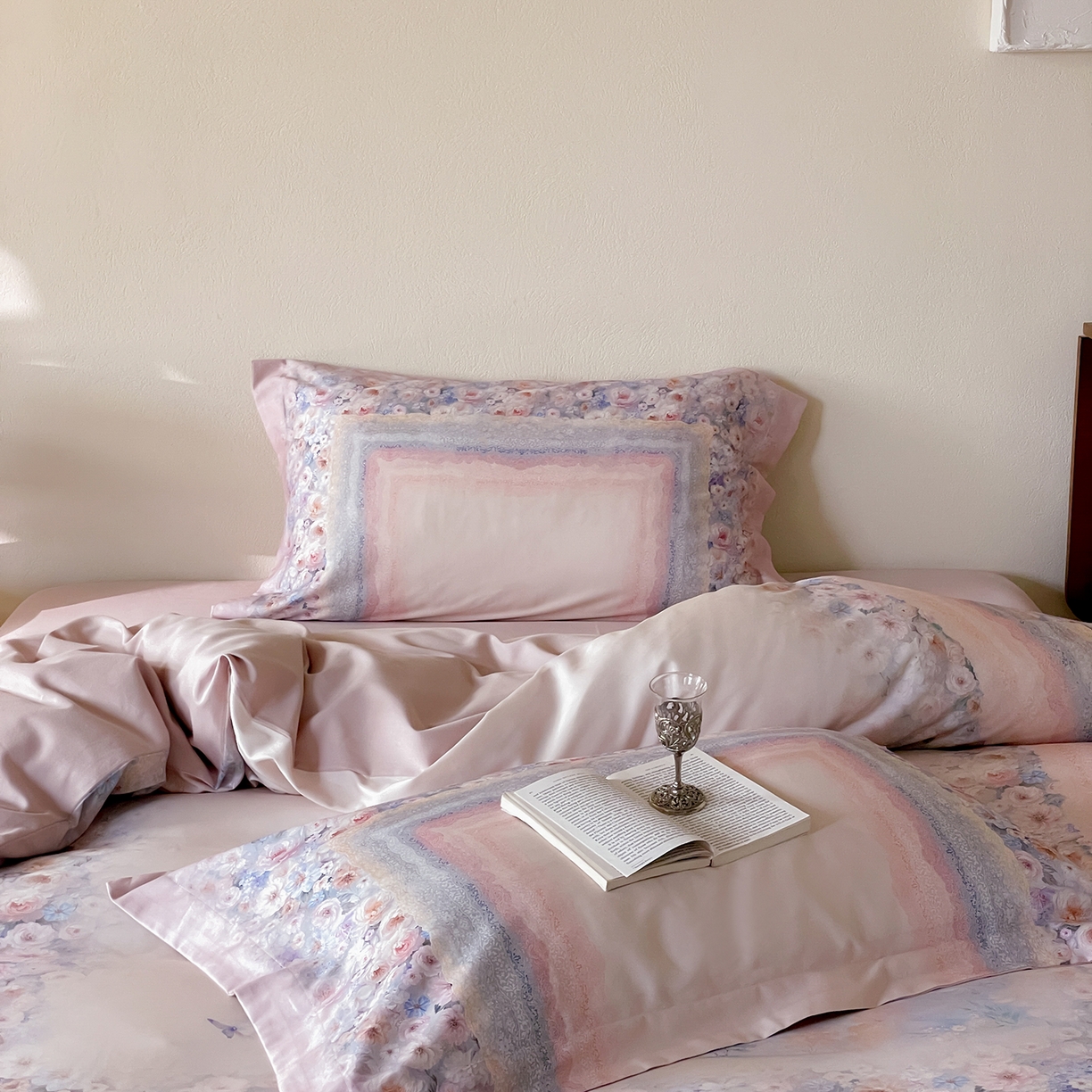 91家纺网 家纺一手货源 找家纺 禾时 2025新款天丝棉磨毛数码印花四件套 普罗旺斯-粉