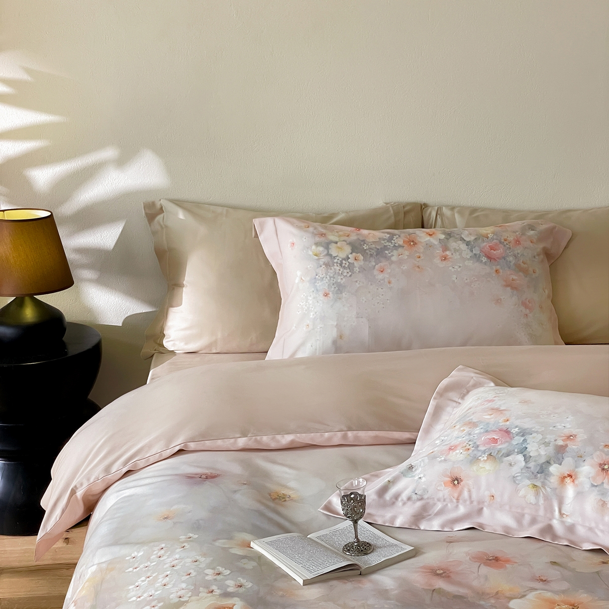 91家纺网 家纺一手货源 找家纺 禾时 2025新款天丝棉磨毛数码印花四件套 清浅-粉