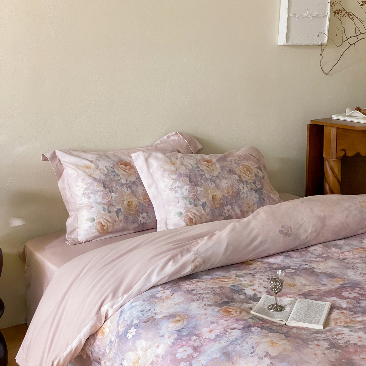 91家纺网 家纺一手货源 找家纺 禾时 2025新款天丝棉磨毛数码印花四件套 雾熙-粉