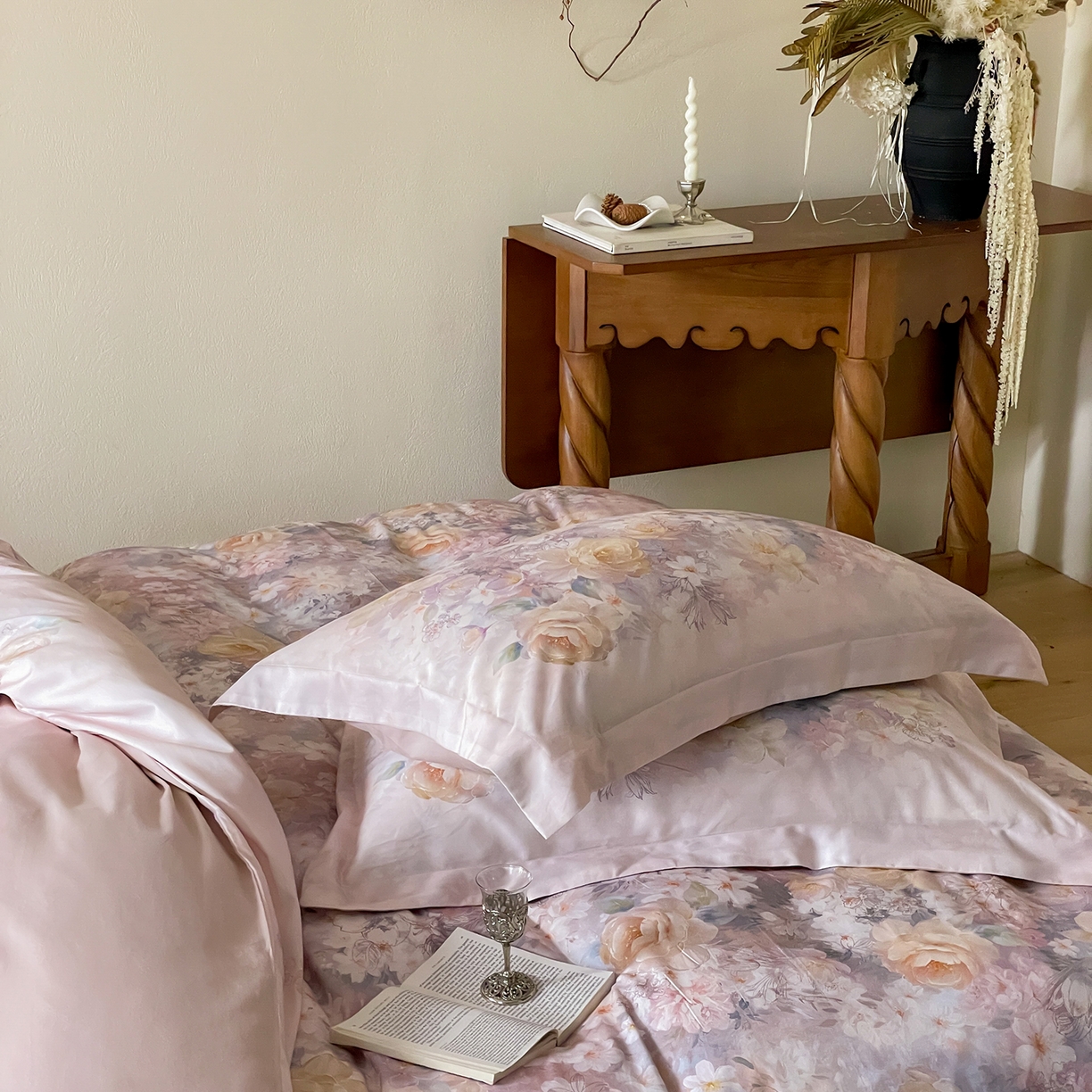 91家纺网 家纺一手货源 找家纺 禾时 2025新款天丝棉磨毛数码印花四件套 雾熙-粉