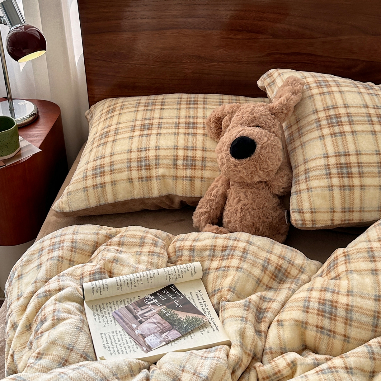 91家纺网 家纺一手货源 找家纺 （总）艾咪-Amy ntmy 2025新款中古风复古格牛奶绒四件套