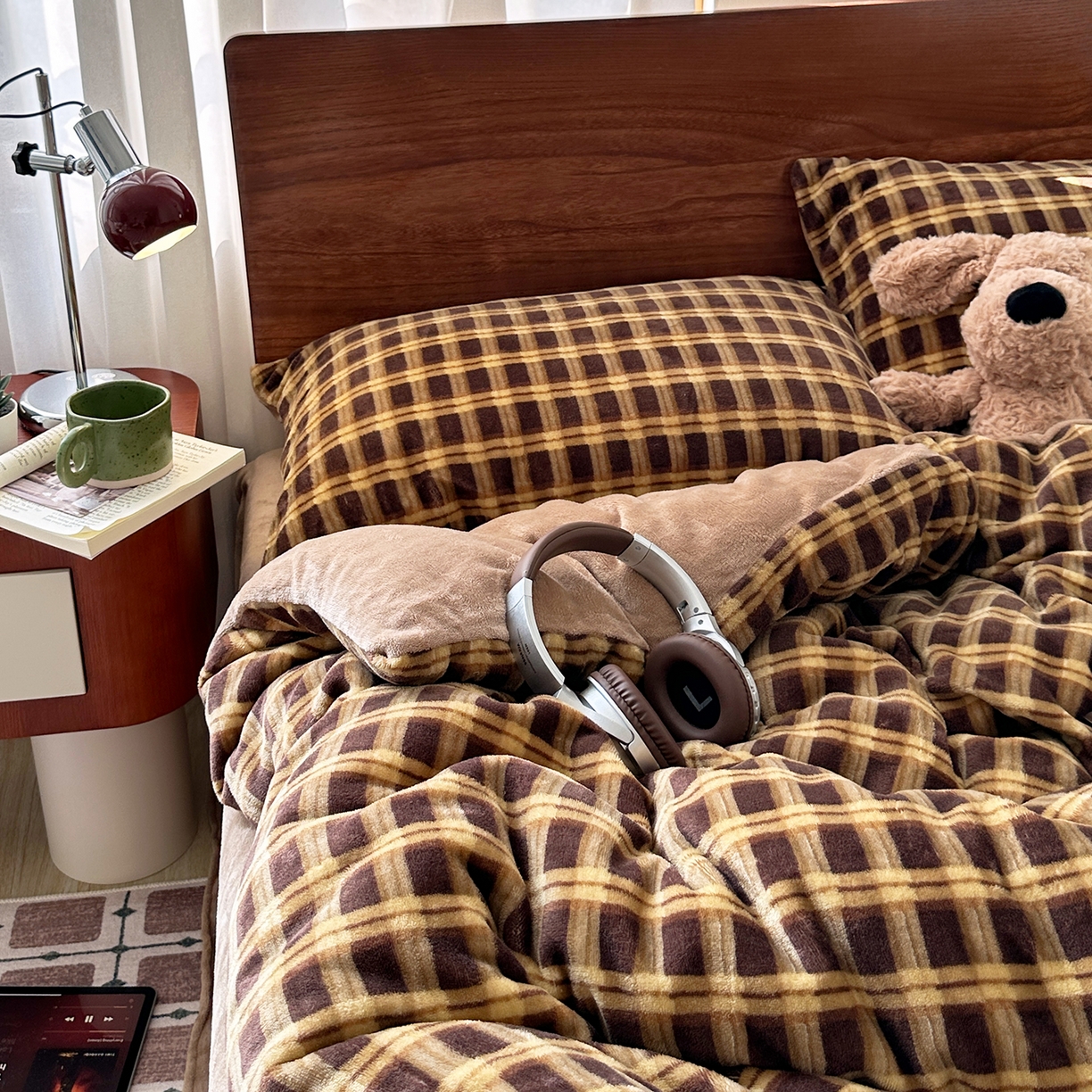 91家纺网 家纺一手货源 找家纺 （总）艾咪-Amy ntmy 2025新款中古风复古格牛奶绒四件套