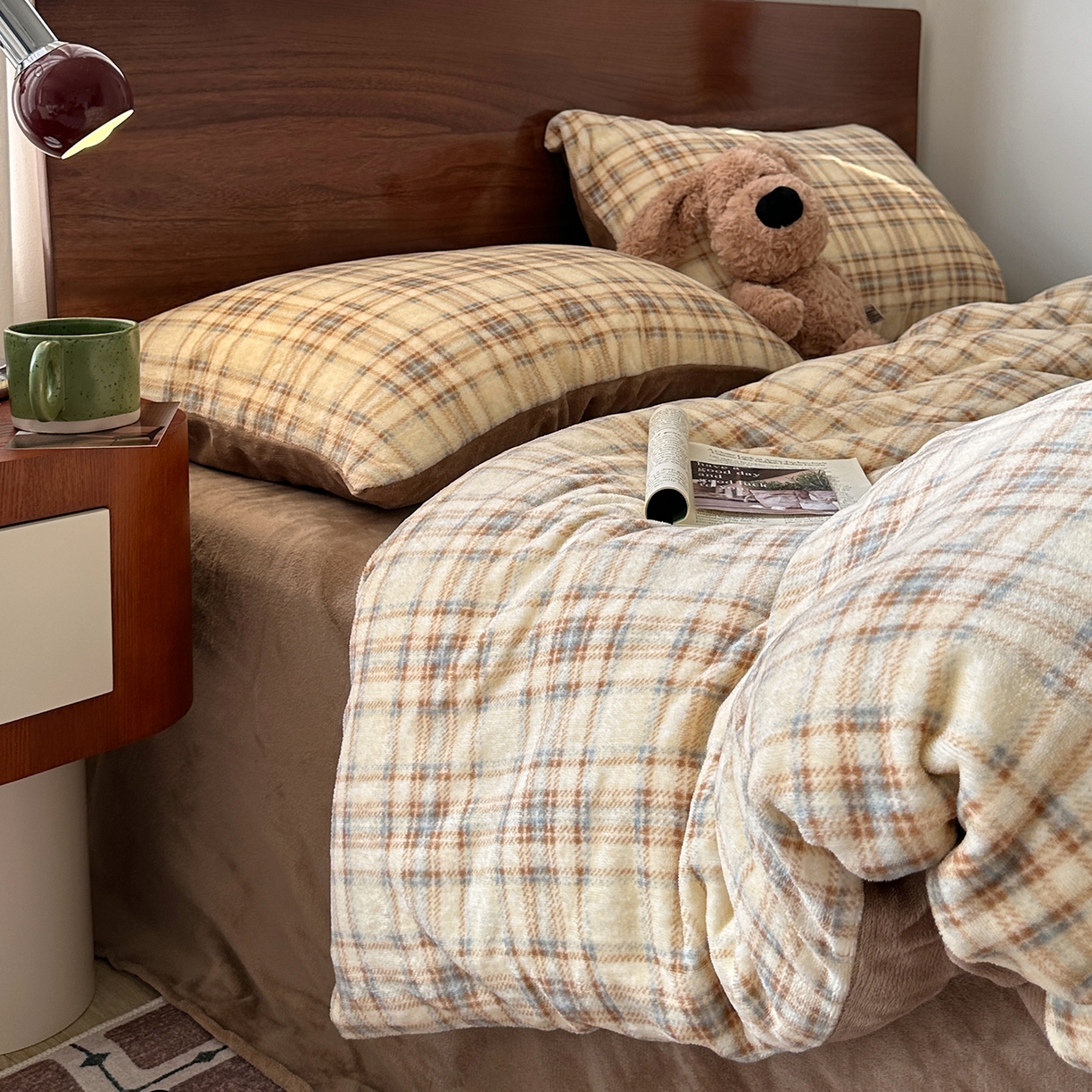 91家纺网 家纺一手货源 找家纺 （总）艾咪-Amy ntmy 2025新款中古风复古格牛奶绒四件套