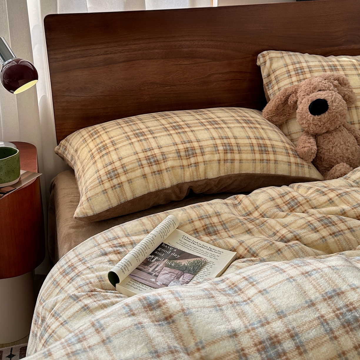 91家纺网 家纺一手货源 找家纺 艾咪-Amy ntmy 2025新款中古风复古格牛奶绒四件套 方糖