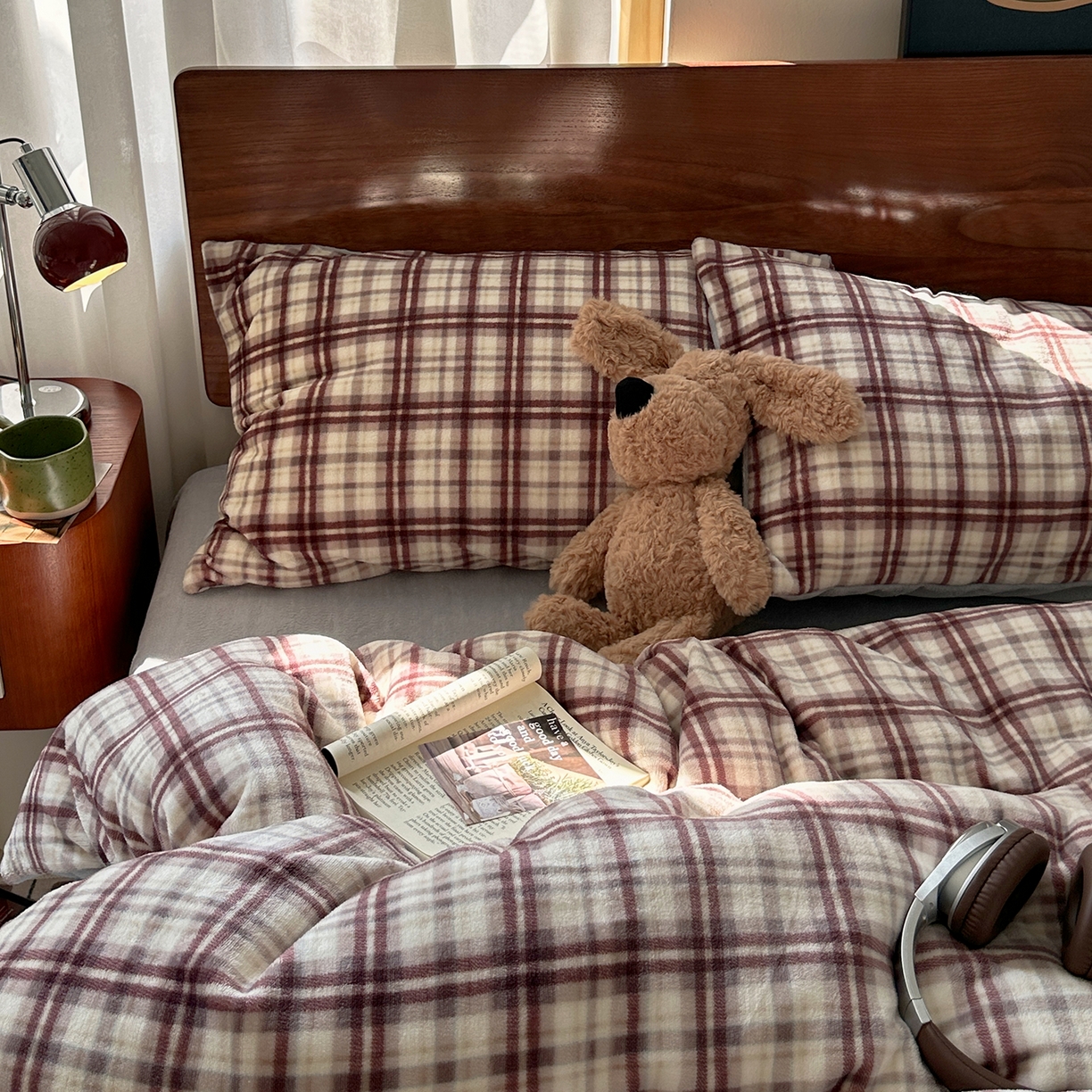 91家纺网 家纺一手货源 找家纺 艾咪-Amy ntmy 2025新款中古风复古格牛奶绒四件套 伊索紫