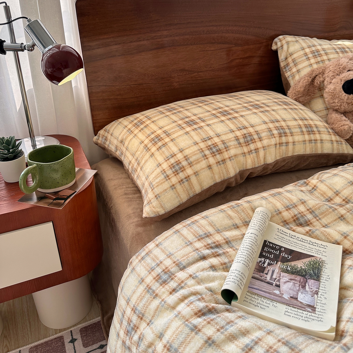 91家纺网 家纺一手货源 找家纺 艾咪-Amy ntmy 2025新款中古风复古格牛奶绒四件套 方糖