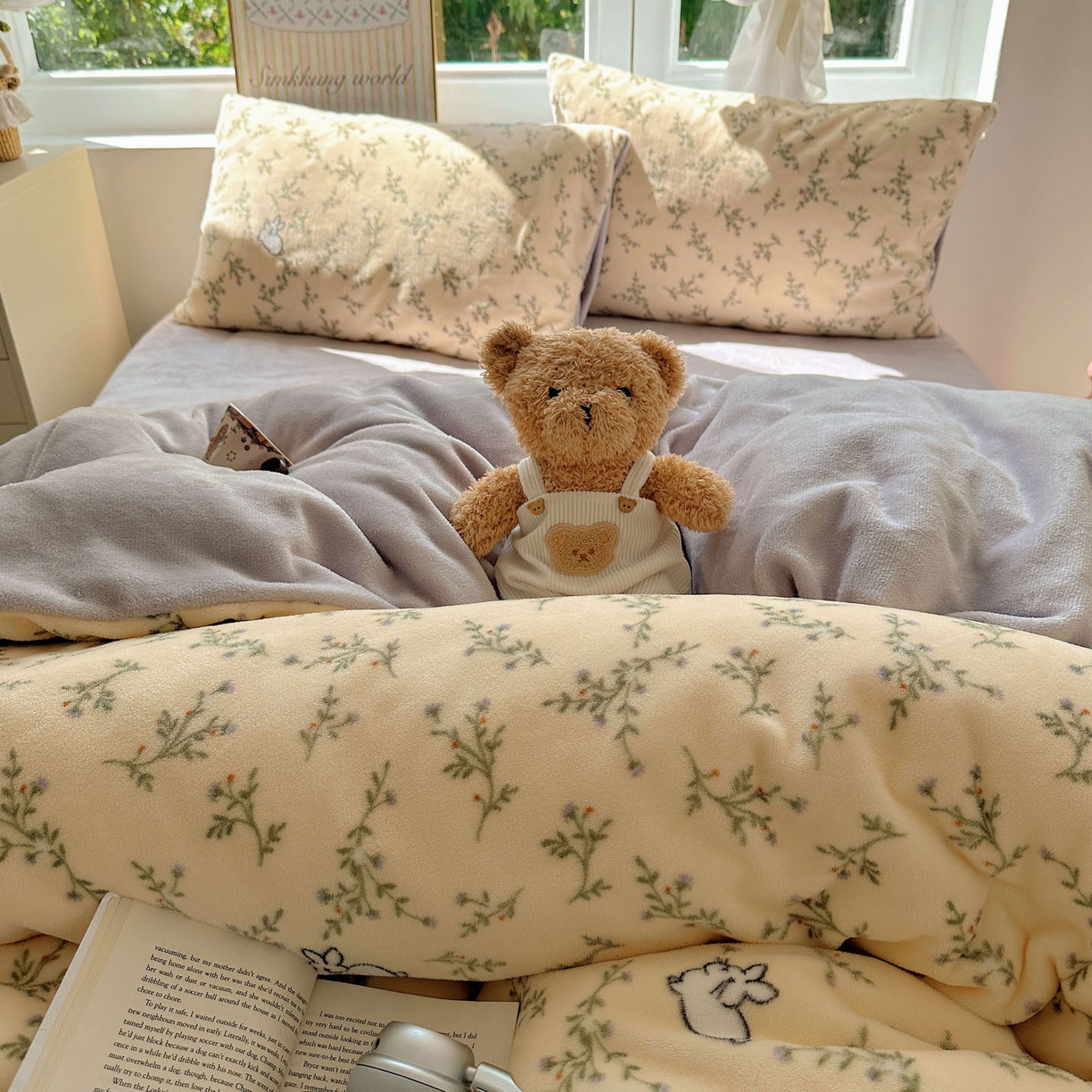 91家纺网 家纺一手货源 找家纺 优选 2025新款小清新加厚高克重牛奶绒四件套直播爆款电商爆款可爱小兔