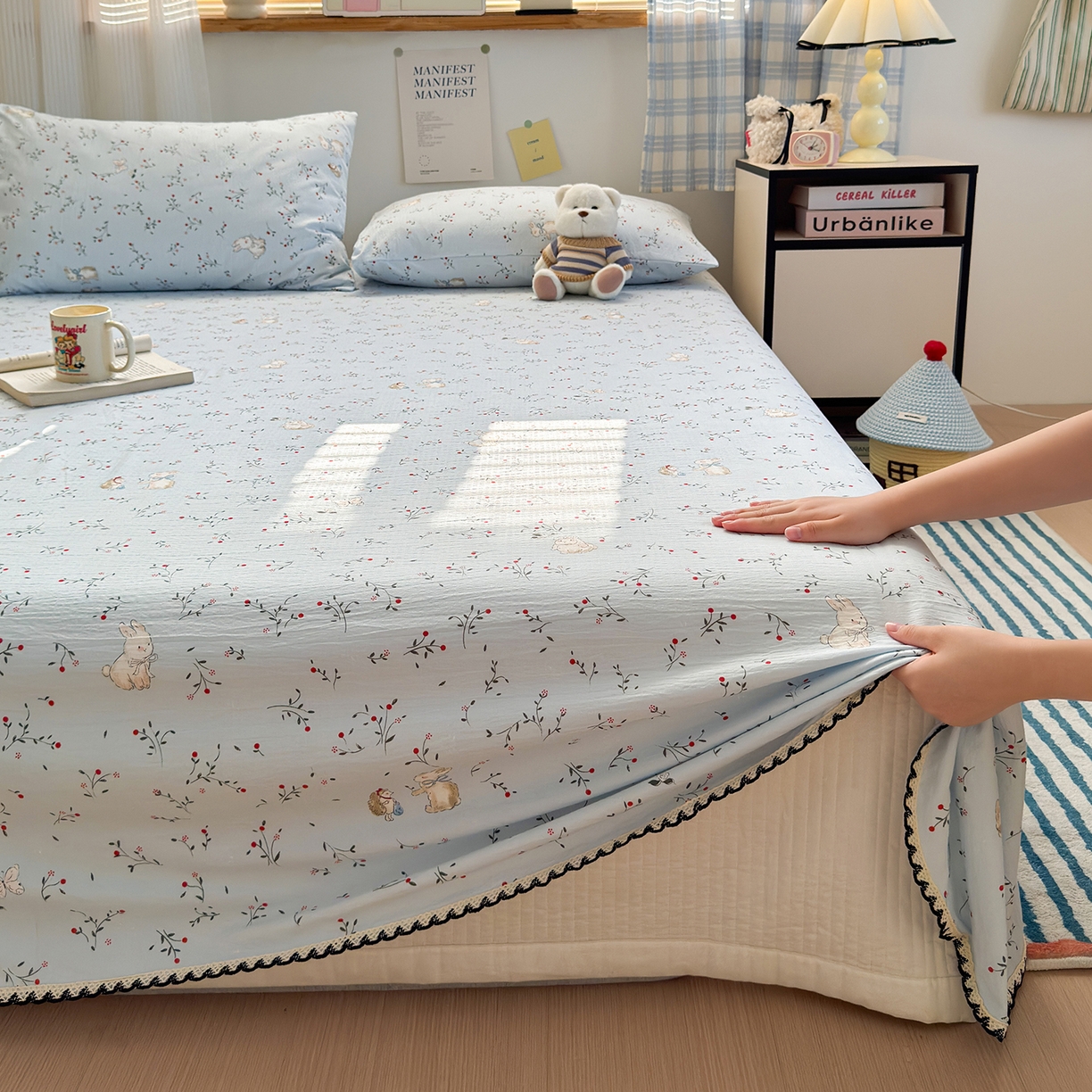 91家纺网 家纺一手货源 找家纺 （总）沐芷 2025 秋冬加厚床单高克重双层纱黑色小花边被单床单三件套