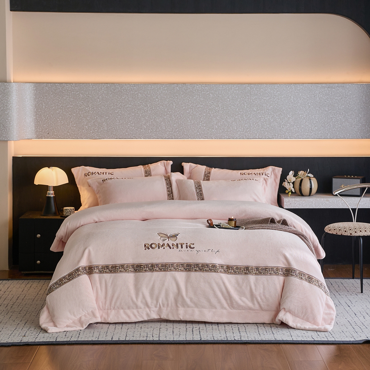 91家纺网 家纺一手货源 找家纺 （总）蓝梦 2025新款直播爆款270克全消光牛奶绒系列四件套-克罗地亚 