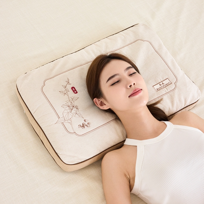 91家纺网 家纺一手货源 找家纺 （总）昕科 2025新款禾绣立体棉麻荞麦枕-棉麻绣花草本荞麦枕头中式亚麻刺绣荞麦壳枕芯