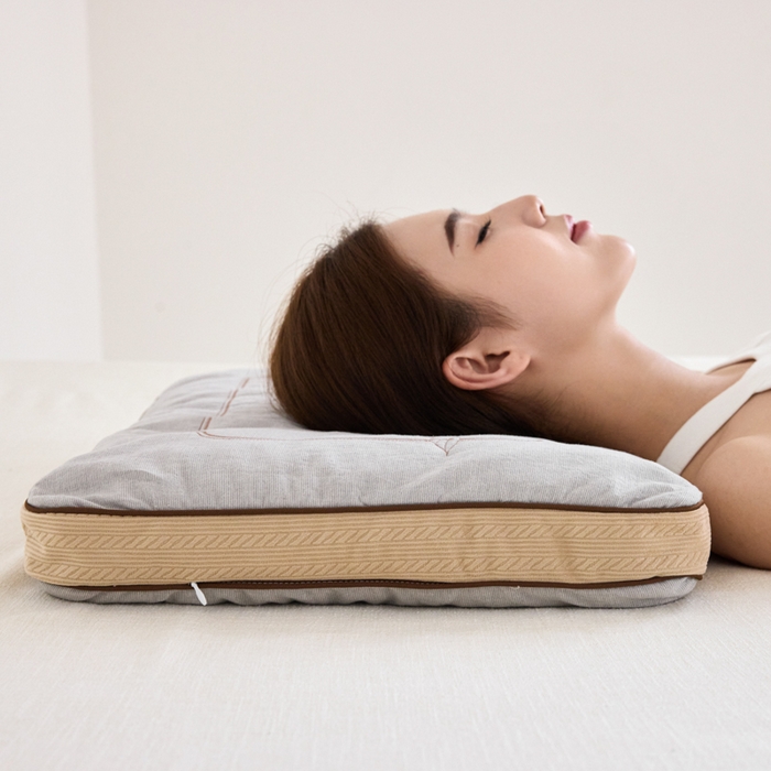 91家纺网 家纺一手货源 找家纺 昕科 2025新款禾绣立体棉麻荞麦枕-棉麻绣花草本荞麦枕头中式亚麻刺绣荞麦壳枕芯 禾绣立体荞麦枕-灰色一只