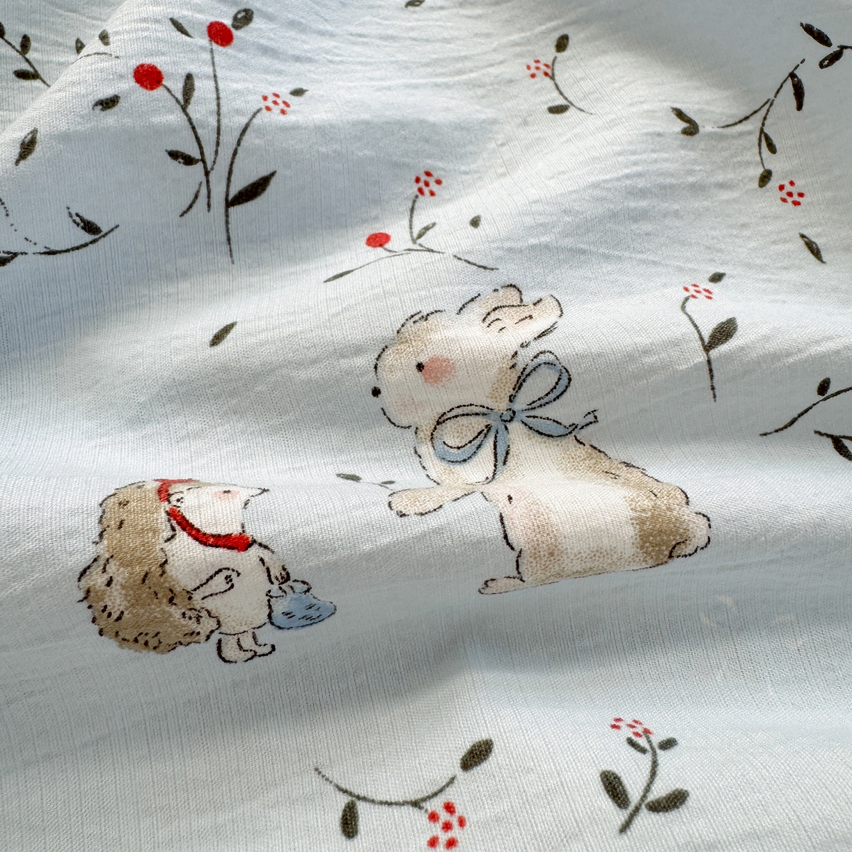 91家纺网 家纺一手货源 找家纺 沐芷 2025 秋冬加厚床单高克重双层纱黑色小花边被单床单三件套 丛林兔