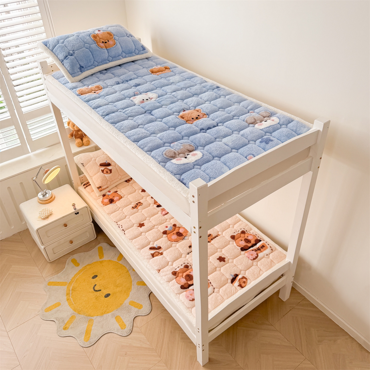 91家纺网 家纺一手货源 找家纺 雯豆家纺 2025新款泰迪绒学生宿舍床褥床垫床护垫 泰迪绒床褥-茶杯熊