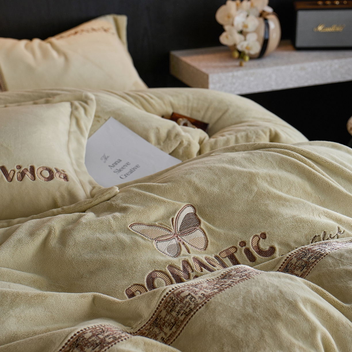 91家纺网 家纺一手货源 找家纺 蓝梦 2025新款直播爆款270克全消光牛奶绒系列四件套-克罗地亚  浅绿