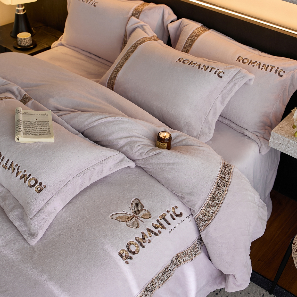 91家纺网 家纺一手货源 找家纺 蓝梦 2025新款直播爆款270克全消光牛奶绒系列四件套-克罗地亚  浅紫