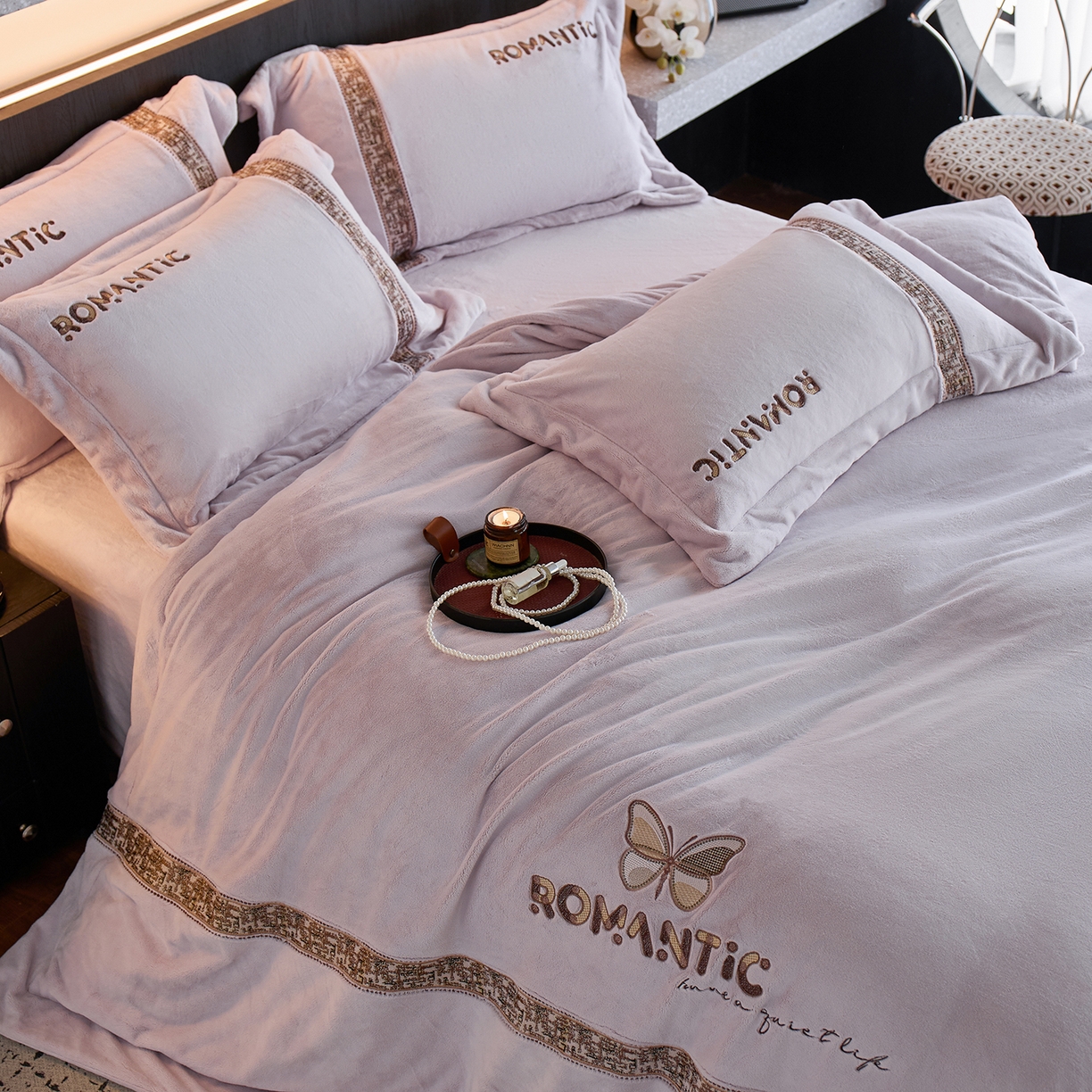 91家纺网 家纺一手货源 找家纺 蓝梦 2025新款直播爆款270克全消光牛奶绒系列四件套-克罗地亚  浅紫