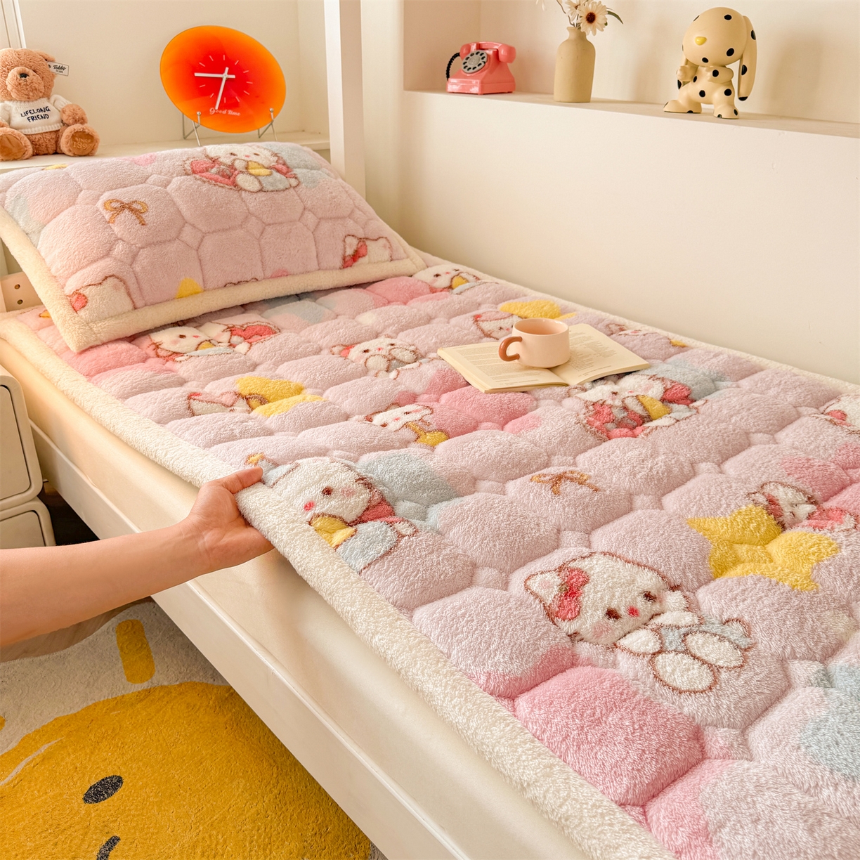 91家纺网 家纺一手货源 找家纺 雯豆家纺 2025新款泰迪绒学生宿舍床褥床垫床护垫 泰迪绒床褥-粉色KT