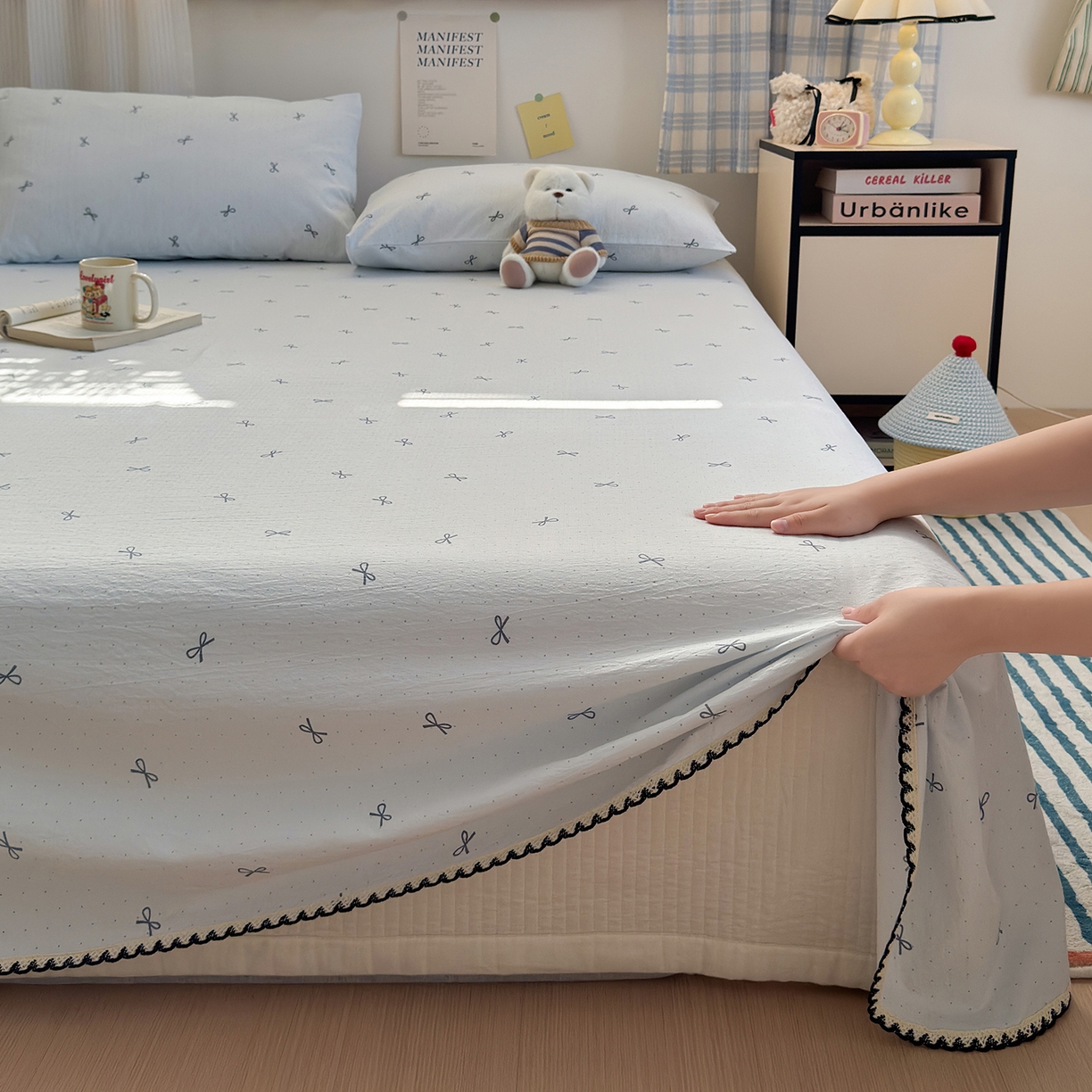 91家纺网 家纺一手货源 找家纺 沐芷 2025 秋冬加厚床单高克重双层纱黑色小花边被单床单三件套 波点蓝结