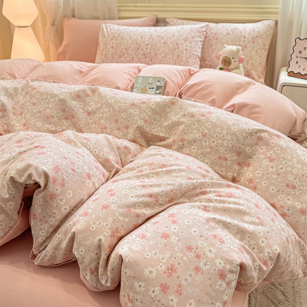 91家纺网 家纺一手货源 找家纺 灰鲸 2025新款A类全棉磨毛四件套 零落-粉