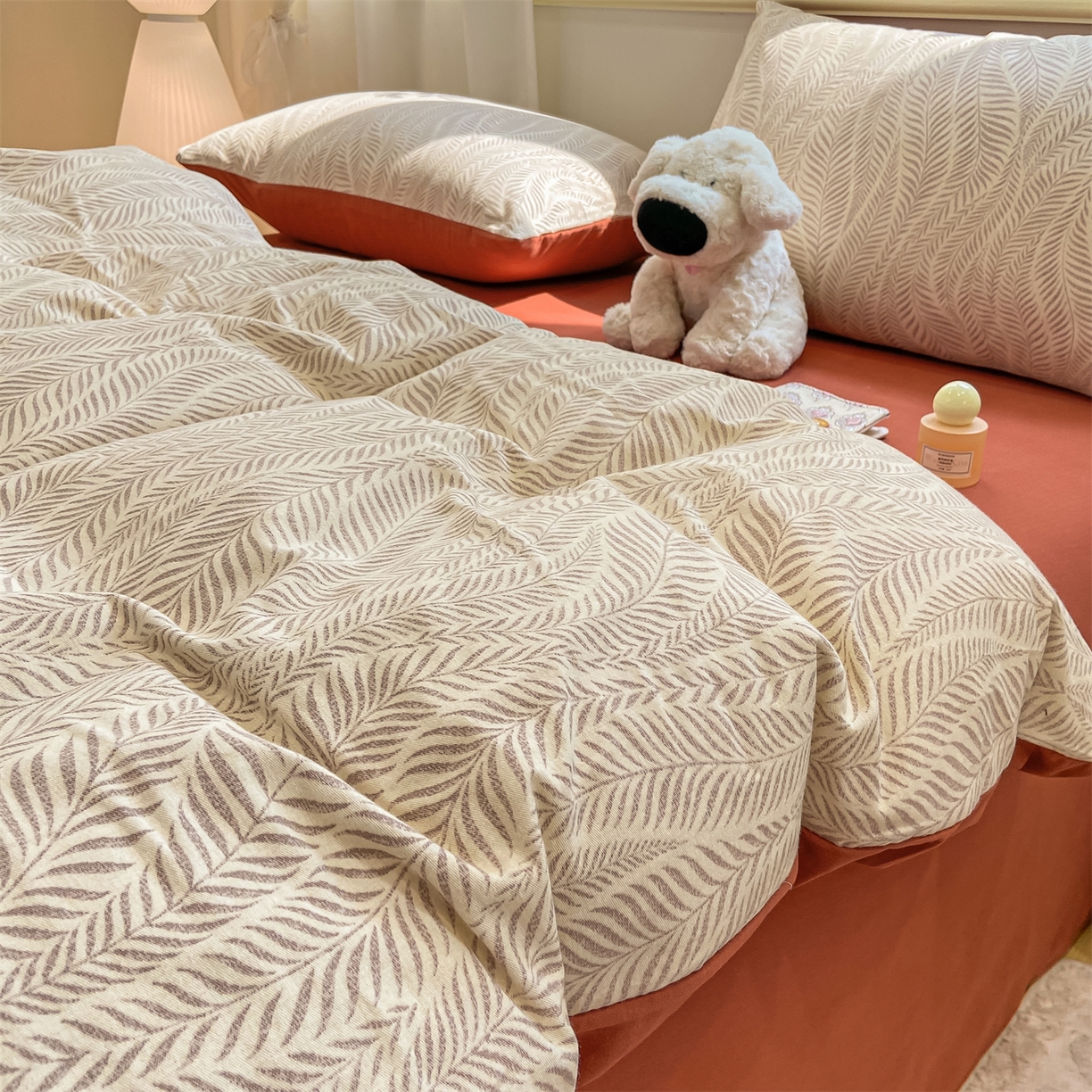 91家纺网 家纺一手货源 找家纺 灰鲸 2025新款A类全棉磨毛四件套 千逐-咖