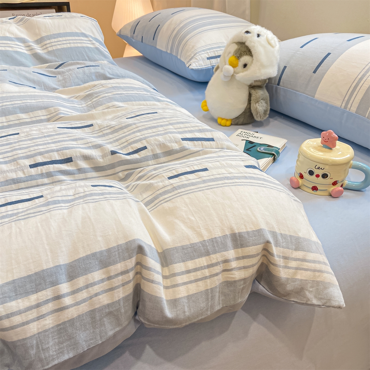 91家纺网 家纺一手货源 找家纺 灰鲸 2025新款A类全棉磨毛四件套 速律-蓝